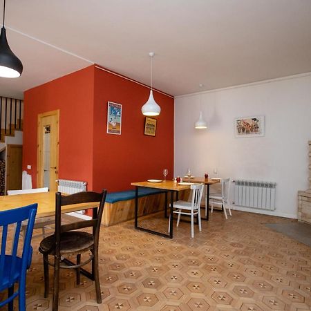 Vardeni Guesthouse Hrazdan Екстериор снимка