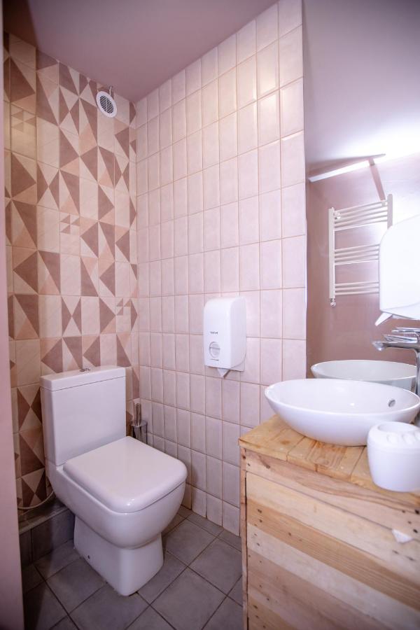 Vardeni Guesthouse Hrazdan Екстериор снимка