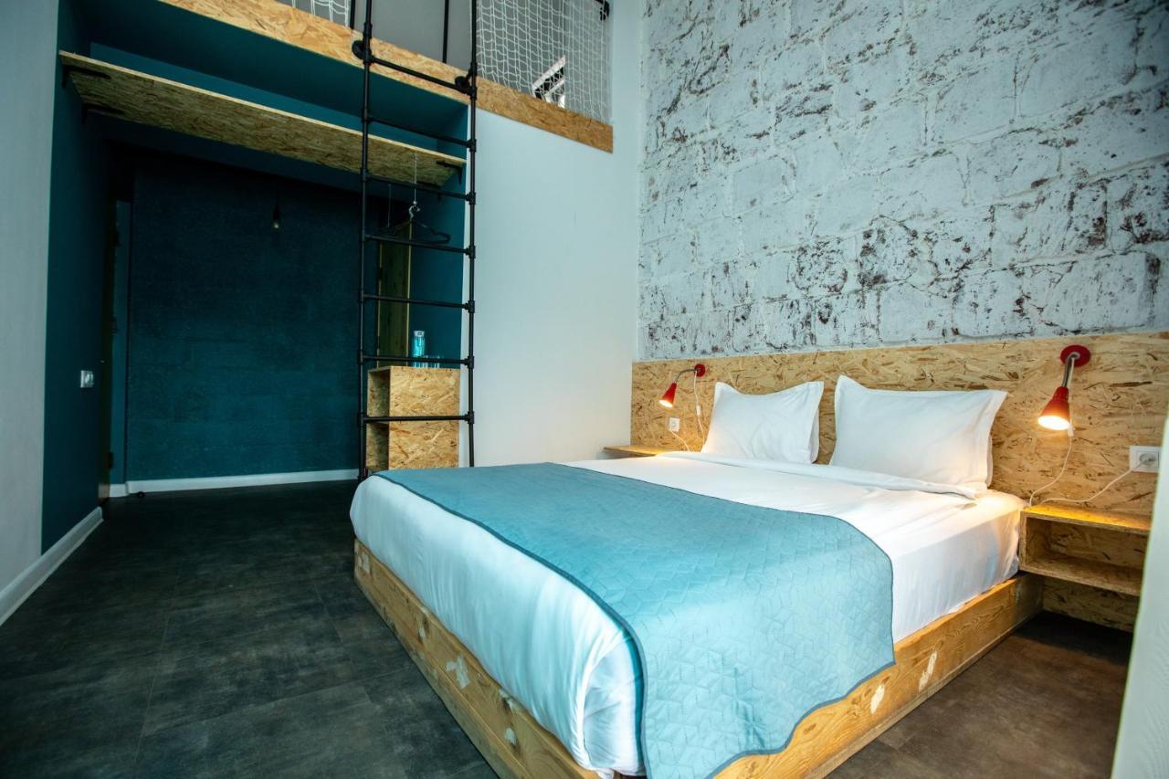 Vardeni Guesthouse Hrazdan Екстериор снимка