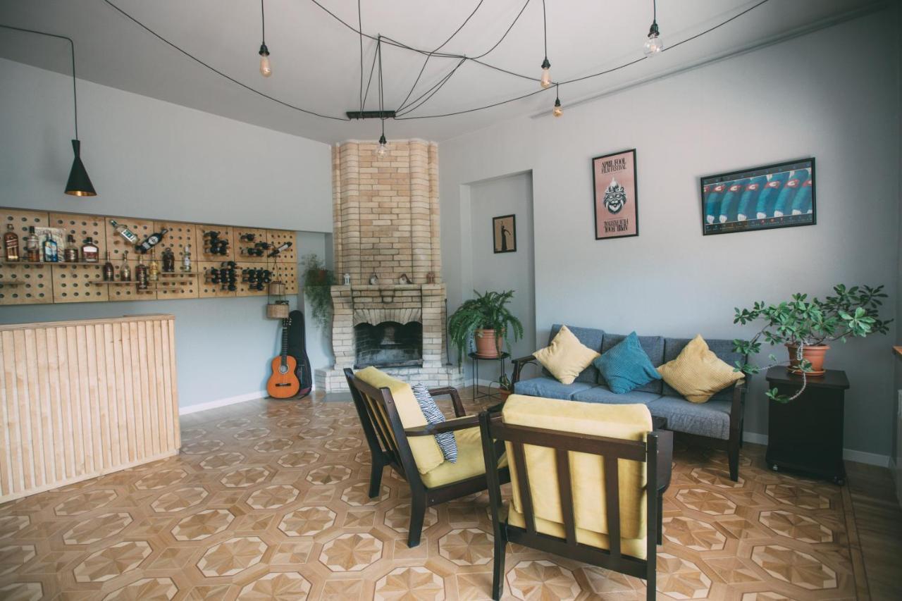 Vardeni Guesthouse Hrazdan Екстериор снимка