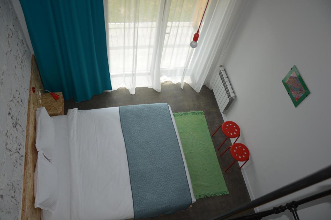 Vardeni Guesthouse Hrazdan Екстериор снимка